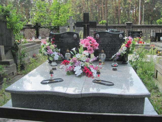 Grób Piotr Kot