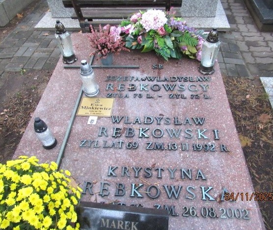 Ewa Minkiewicz 1944 Otwock - Grobonet - Wyszukiwarka osób pochowanych