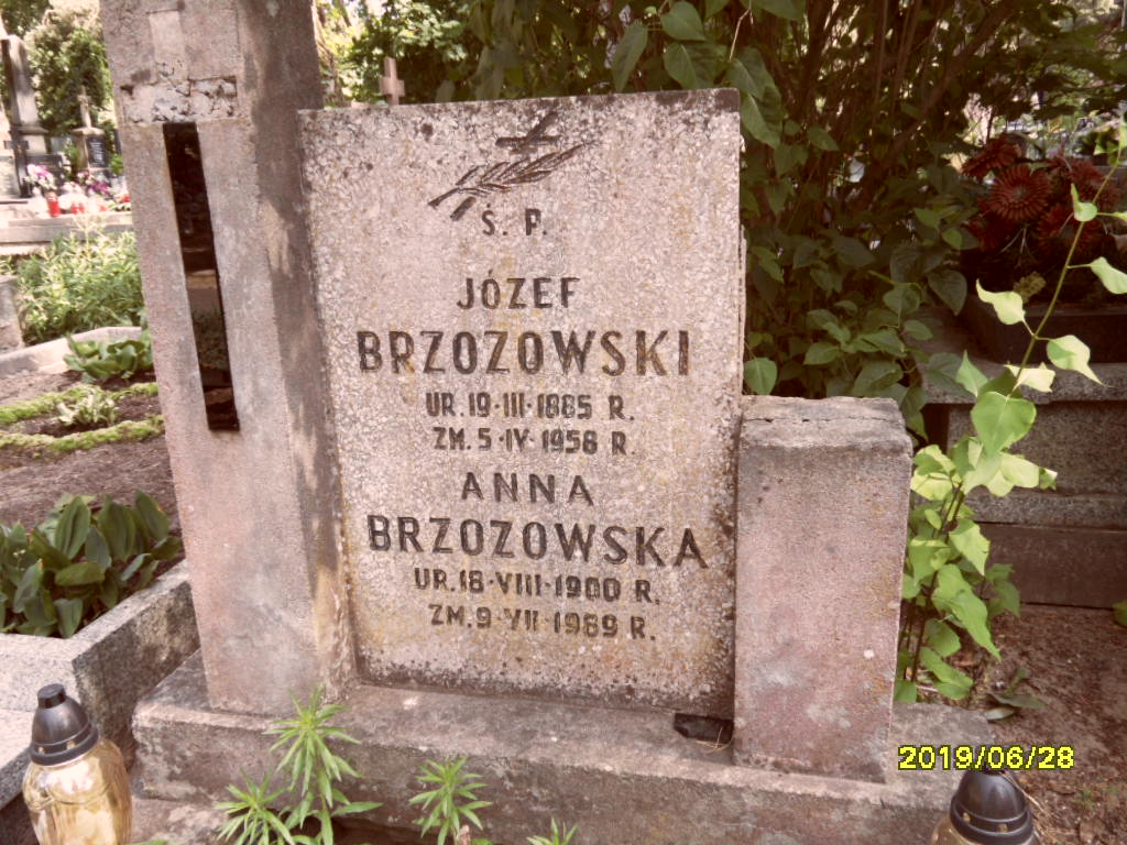 Józef Brzozowski 1885 Otwock - Grobonet - Wyszukiwarka osób pochowanych