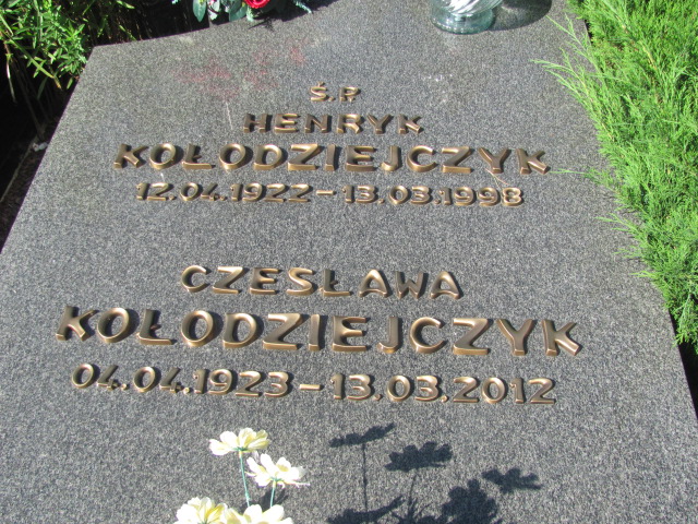 Czesława Kołodziejczyk 1923 Otwock - Grobonet - Wyszukiwarka osób pochowanych