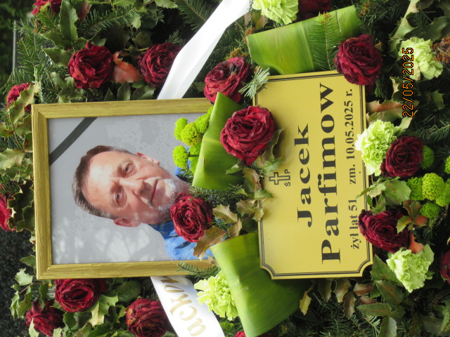 Grób Paweł Parfimow