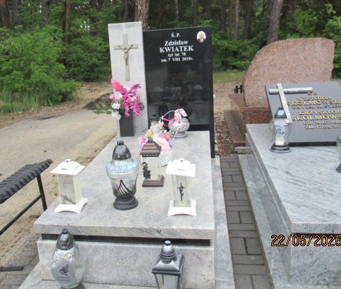 Grób Zdzisław Kwiatek