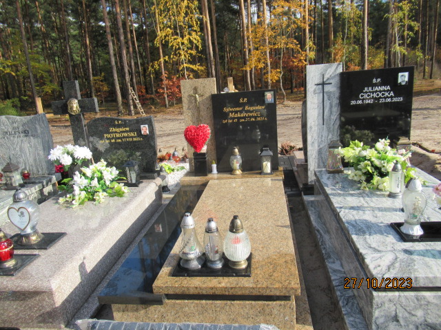 Grób Sylwester Makarewicz